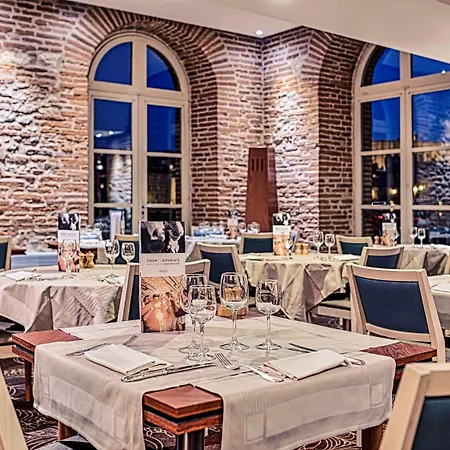 Hotel Mercure Bastides 4*