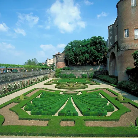 Hotel Mercure Bastides