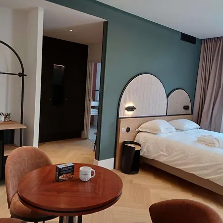 호텔 Mercure Rives Du Tarn 4*