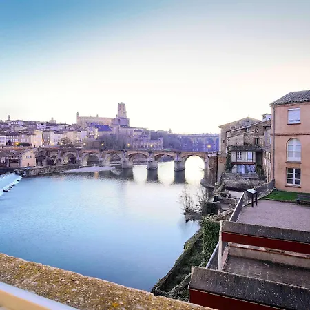 Mercure Bastides 4*
