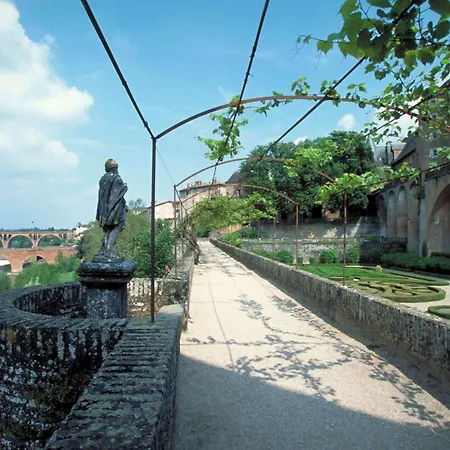 Mercure Rives Du Tarn Отель