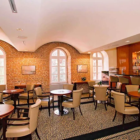 Hotell Mercure Bastides Albi