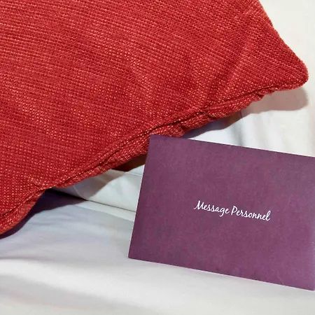 Отель Mercure Rives Du Tarn 4*