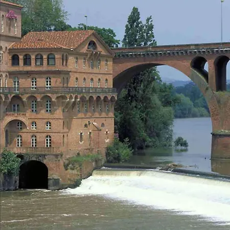 Mercure Rives Du Tarn فندق ألبي