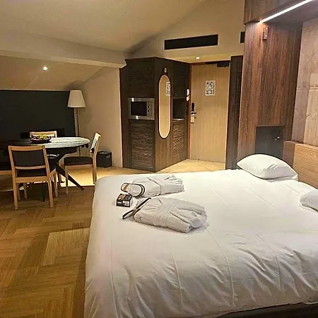 Mercure Rives Du Tarn 4*