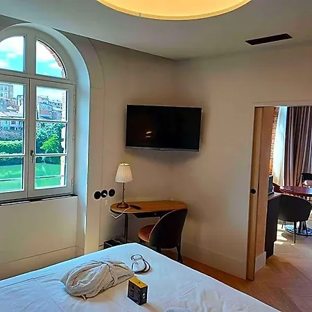 Mercure Rives Du Tarn מלון אלבי