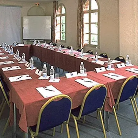 Отель Mercure Rives Du Tarn